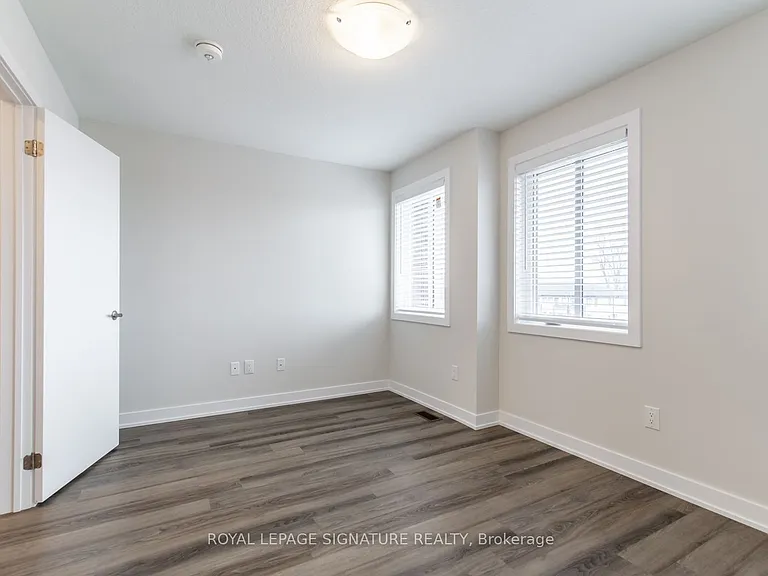 57 Markle Cres — Photo 20