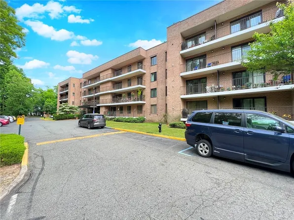 3465 Amboy Rd APT 3B, Staten Island, NY 10306