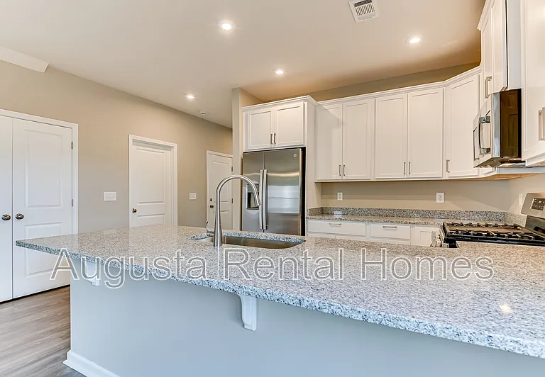 390 Tupelo Pass — Photo 15