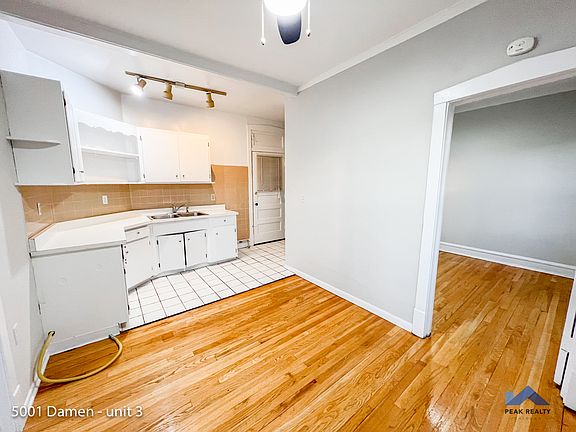 5th image of 5001 N Damen Ave APT 3