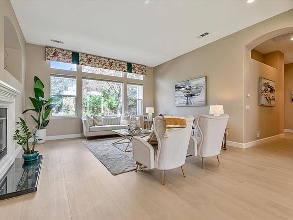 4th image of 2713 Scenic Meadow Ct