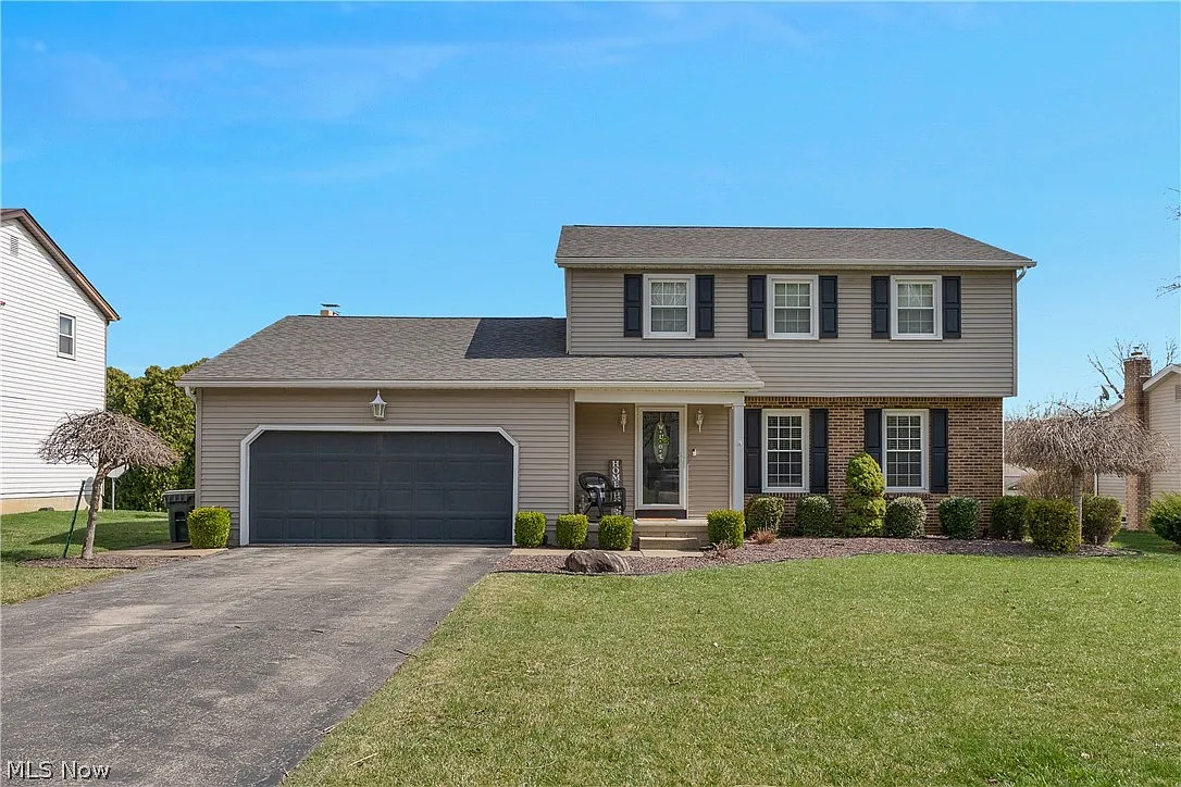1338 Valley View Dr photo 1