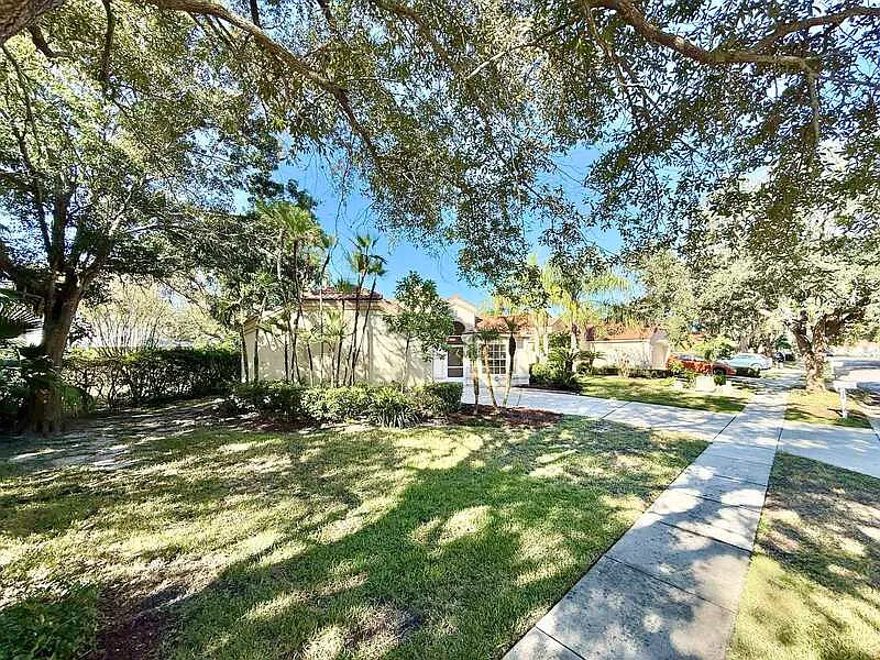 2 bed, 2.0 bath, 1139 sqft, $2,795 — Photo 4