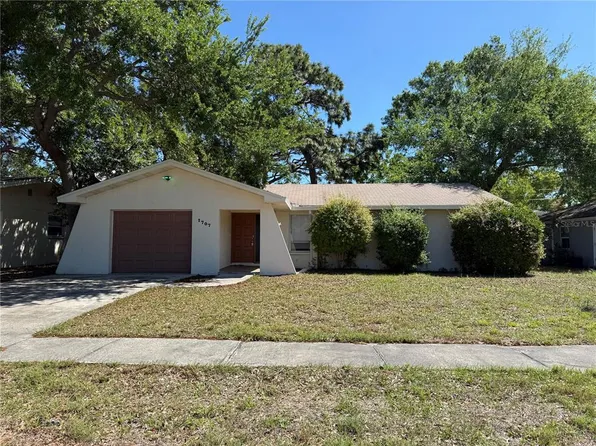 1707 Sharondale Dr, Clearwater, FL 33755