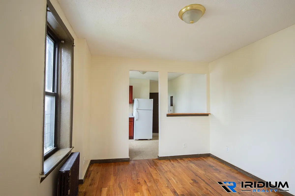 Building Photo - 426 Rose Ave