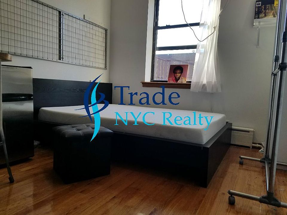 2nd image of 112 Macdougal St APT A4