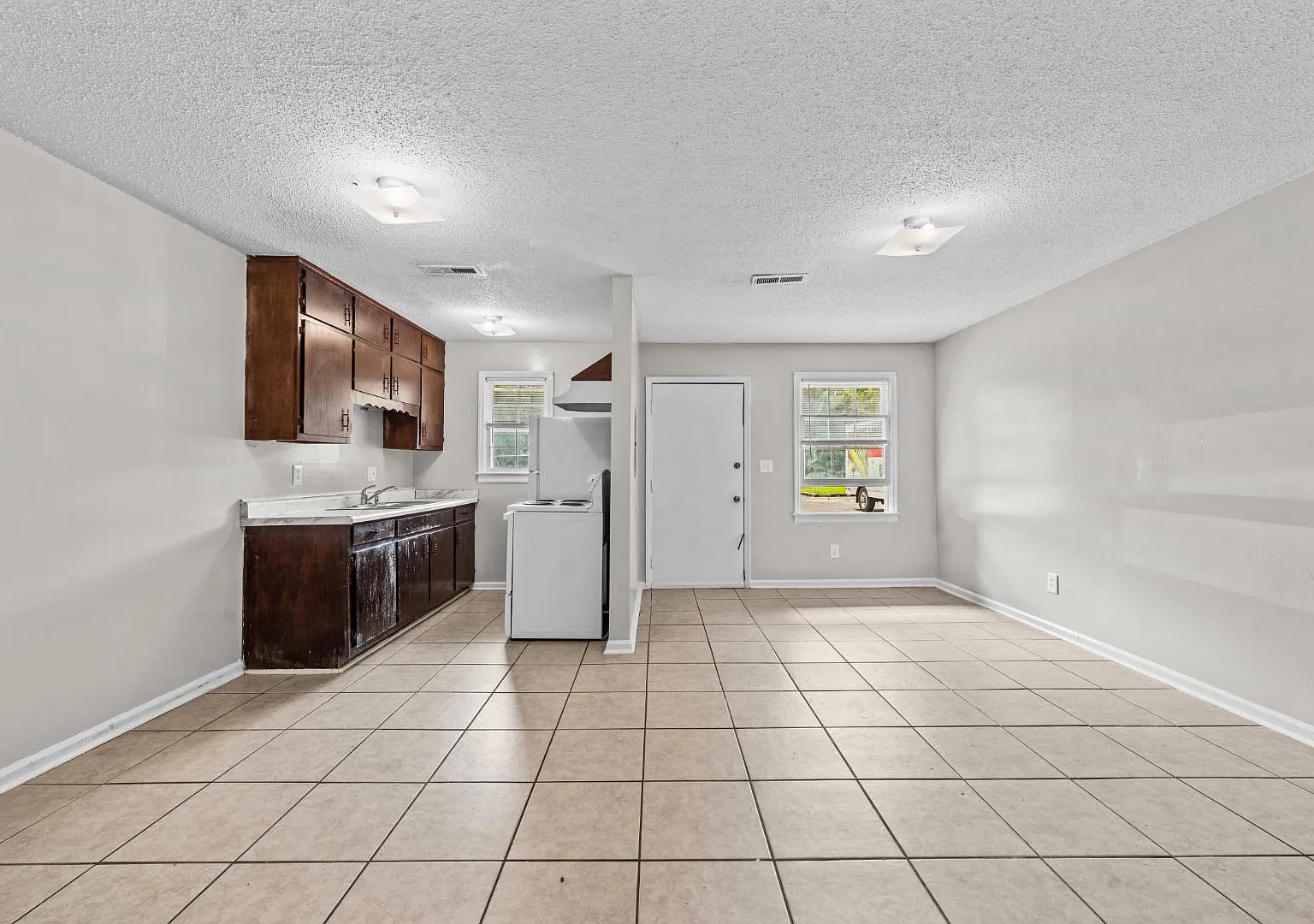 3911 Patton Road Southwest - Unit 2 — Photo 1
