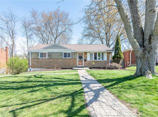 378 Carmen Dr, Pittsburgh, PA 15236