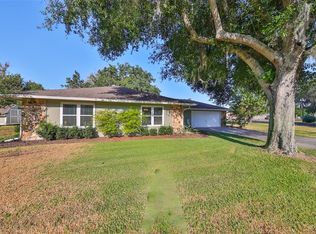 220 Coleman Dr E, Winter Haven, FL 33884