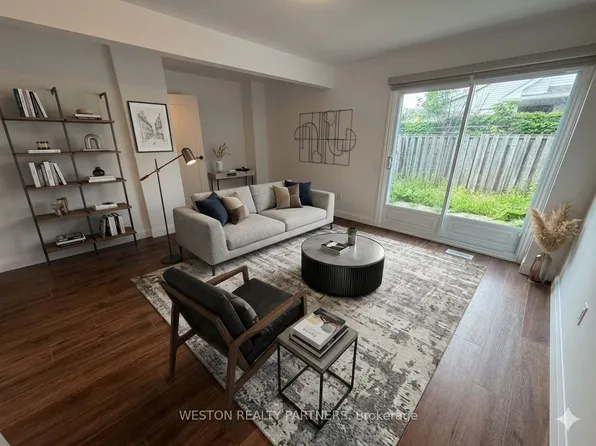 3030 Driftwood Dr E #42, Burlington, ON L7M 1X6