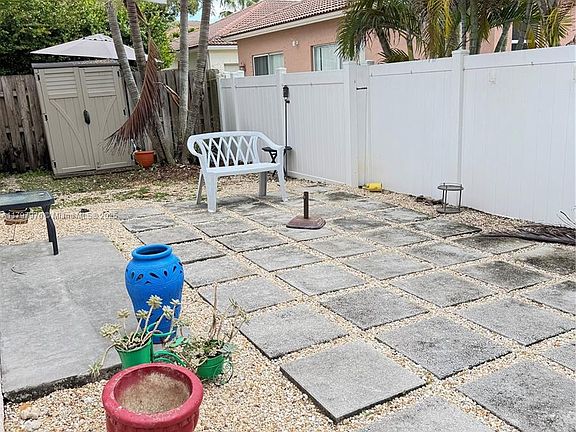 2nd image of 2274 NE 42nd Cir