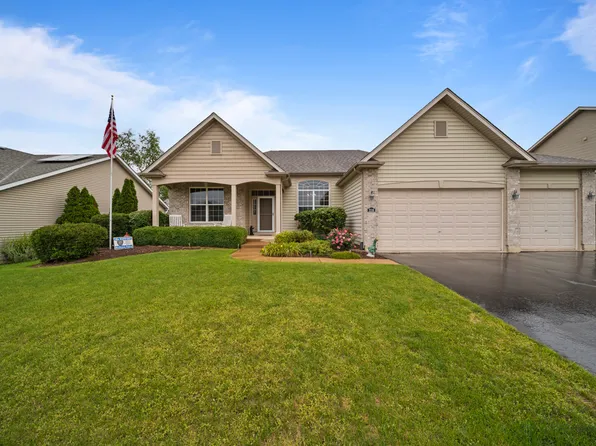 2516 Eisenhower Blvd, McHenry, IL 60051