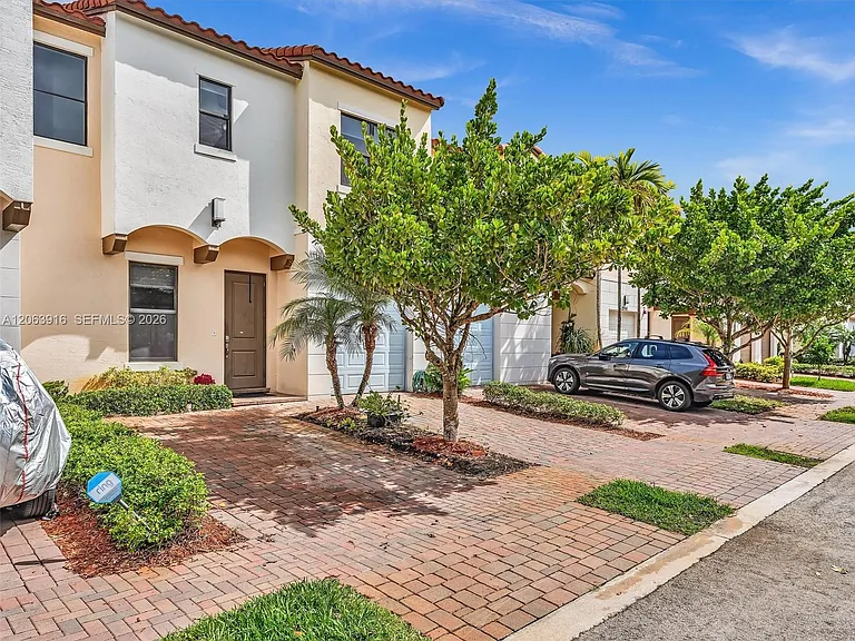 20973 NW 1st Dr — Photo 43