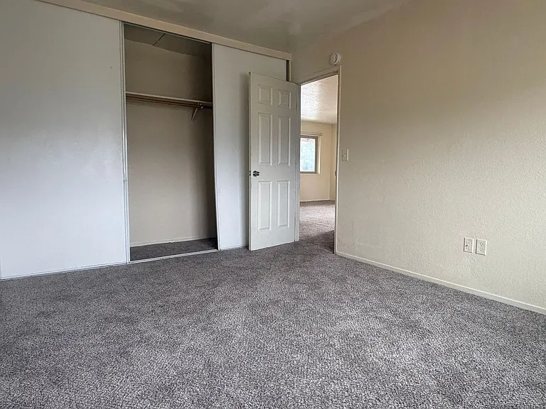 516 W. Valley Blvd — Photo 7