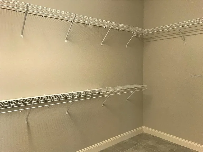 1437 Cypress View Ln — Photo 16