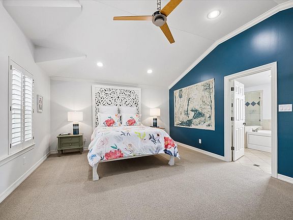 5th image of 2710 Wroxton Rd