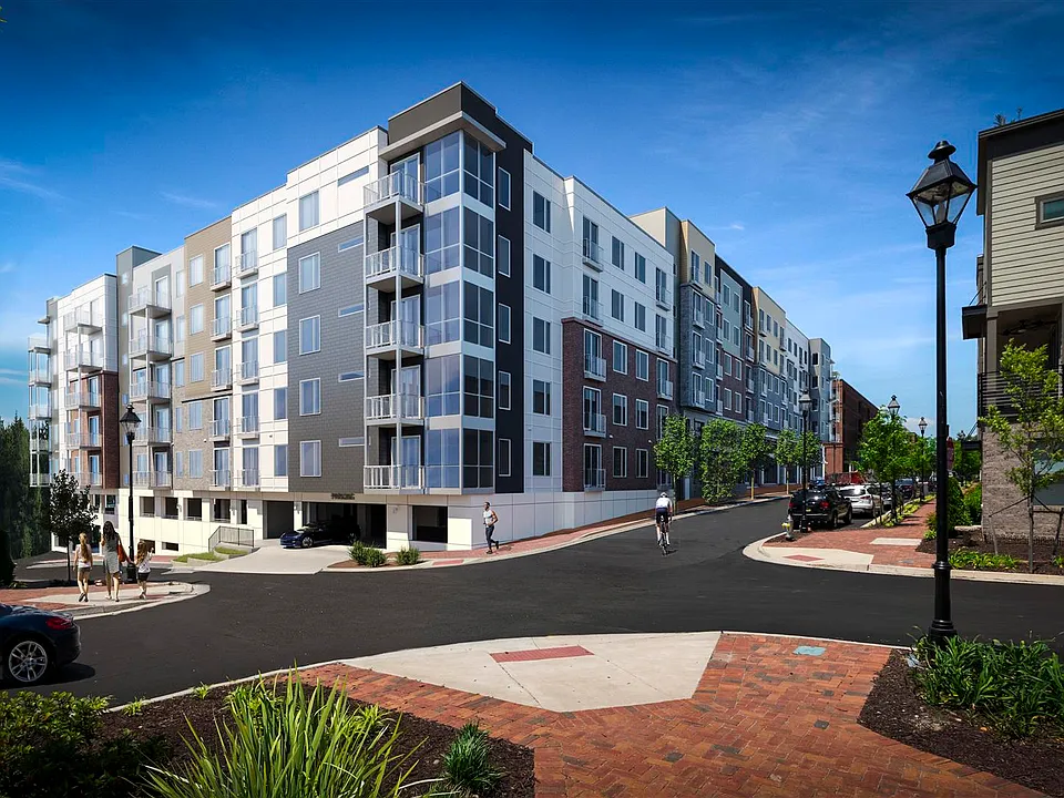 East 51 At Rocketts Landing