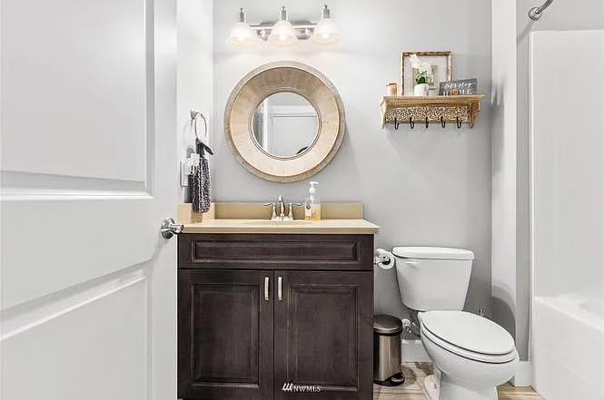 full bathroom