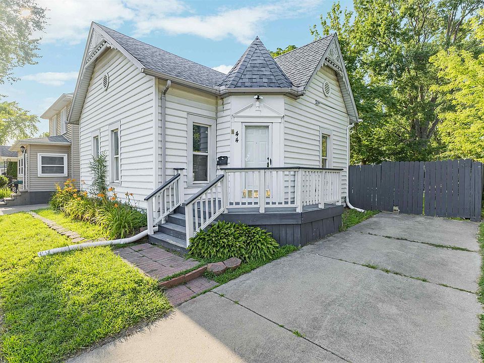 1st image of 44 Union St