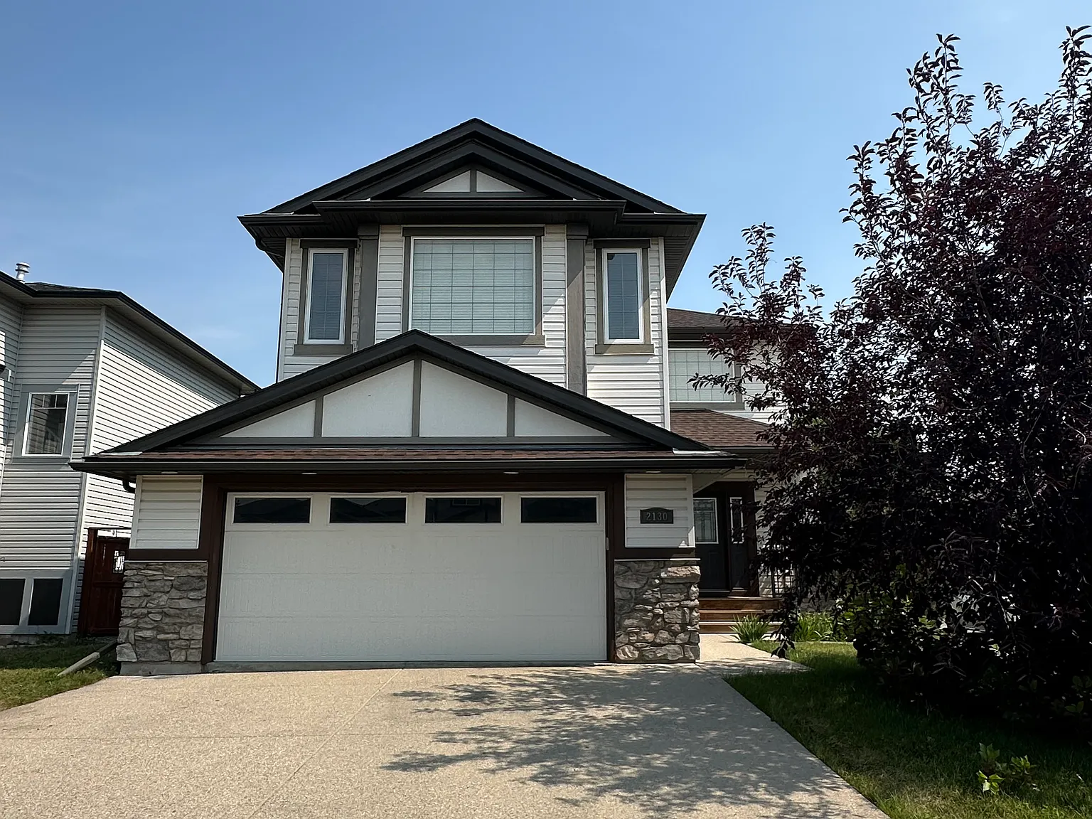 Luxstone Blvd SW, Airdrie — Photo 1