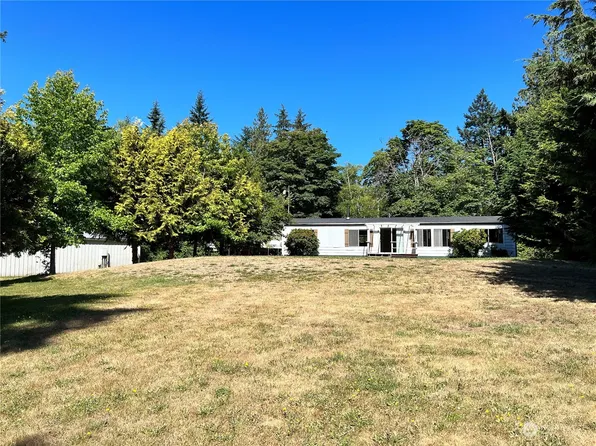 1153 Bush Point Road, Freeland, WA 98249