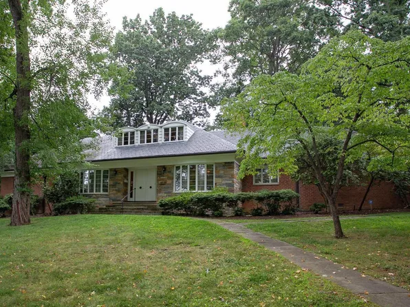 7000 Southwark Ter, Hyattsville, MD 20782