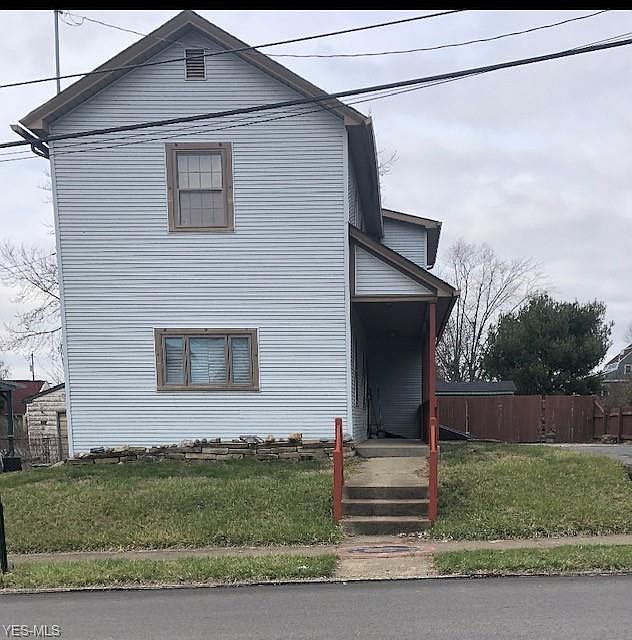2nd image of 30 Abbey St