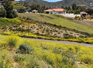 24000 Beverly Dr #114, Quail Valley, CA 92587