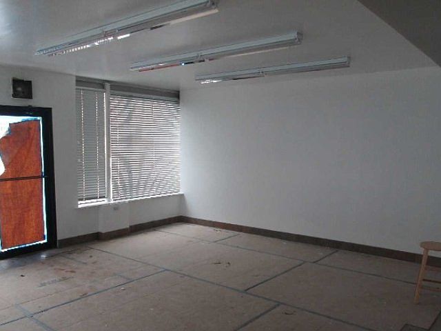 2nd image of 195 Herricks Rd