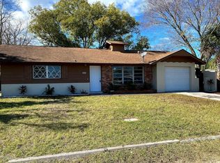 1220 Imperial Dr, Daytona Beach, FL 32117