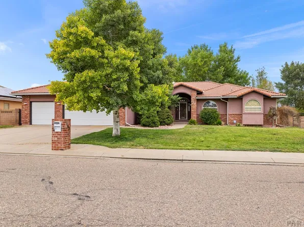 148 Alhambra Dr, Pueblo, CO 81005