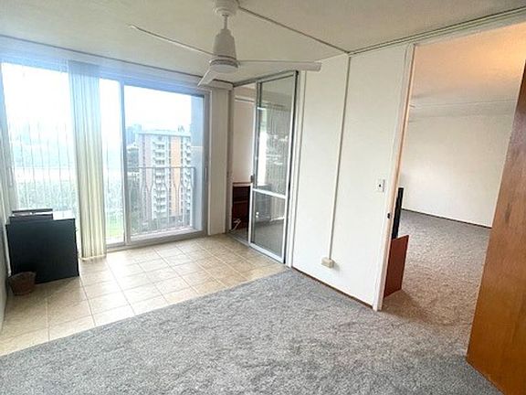 4th image of 1519 Nuuanu Ave APT 1043