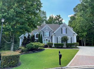 920 Newport Ct, Alpharetta, GA 30005