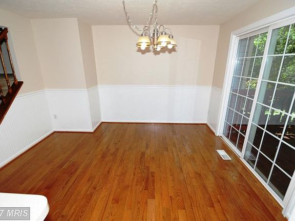 5th image of 8228 Shady Nook Ct