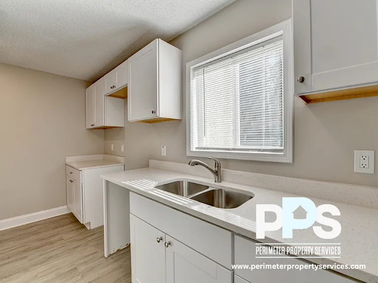 390 W Lake Ave NW #A6 — Photo 4