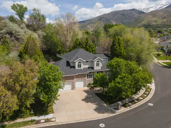 2573 E Kays Creek Dr N, Layton, UT 84040