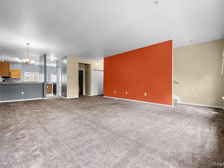 22684 Goddard Rd — Photo 5