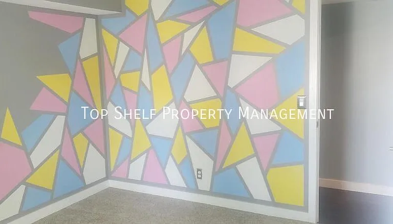 9513 University Ave #8 — Photo 9
