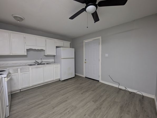 3304 Palm Leaf Cir #2