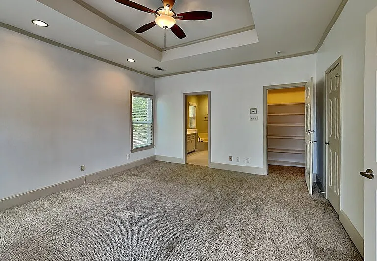 3420 Binkley Ave — Photo 9