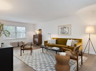 4585 Gateway Dr, Columbus, OH 43220