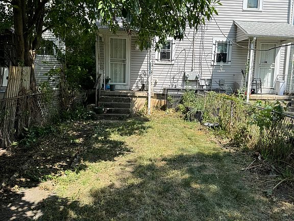 5th image of 307 Dakota Ave #307