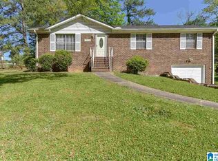 1333 Woodfall Dr, Birmingham, AL 35228