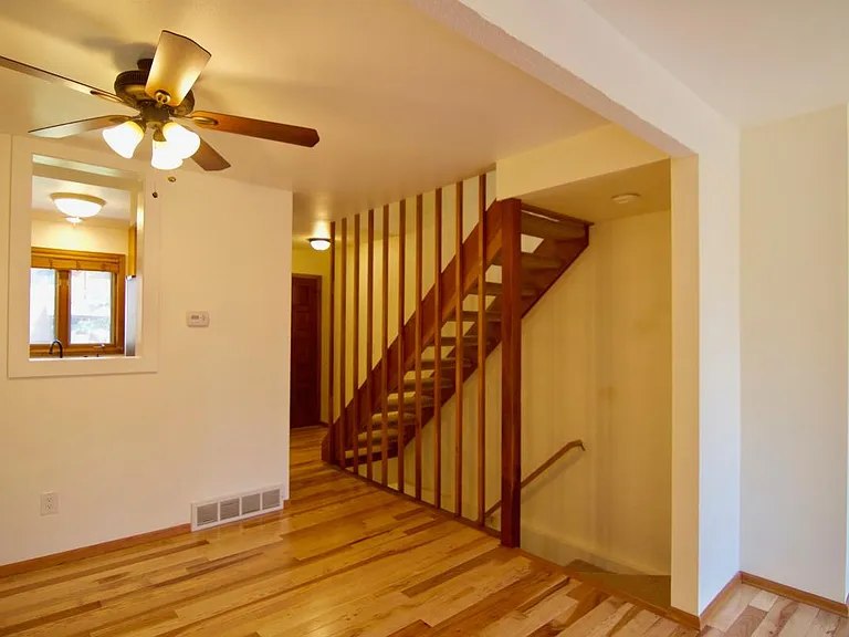 3319 Hickok Pl — Photo 3