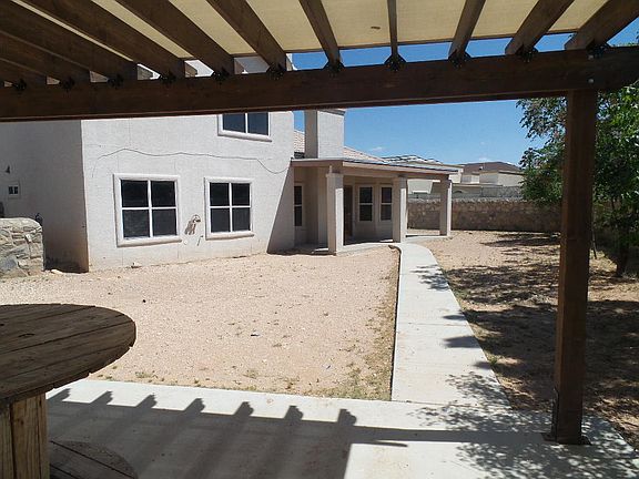 2nd image of 3521 Tierra Lorena Dr