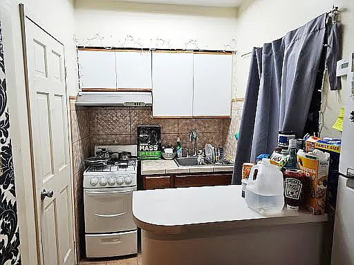 3rd image of 5859 44th Ave APT 1B