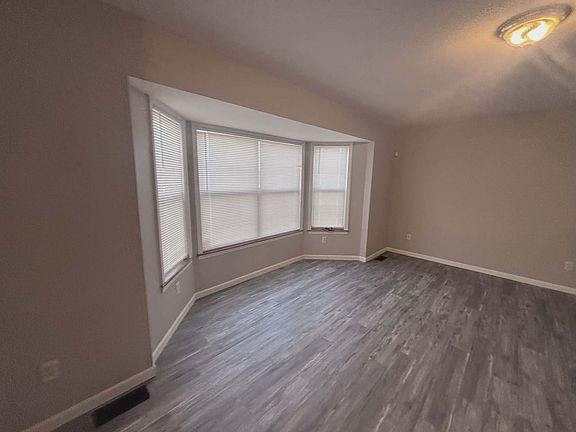 3rd image of 6300 Audrey Ave