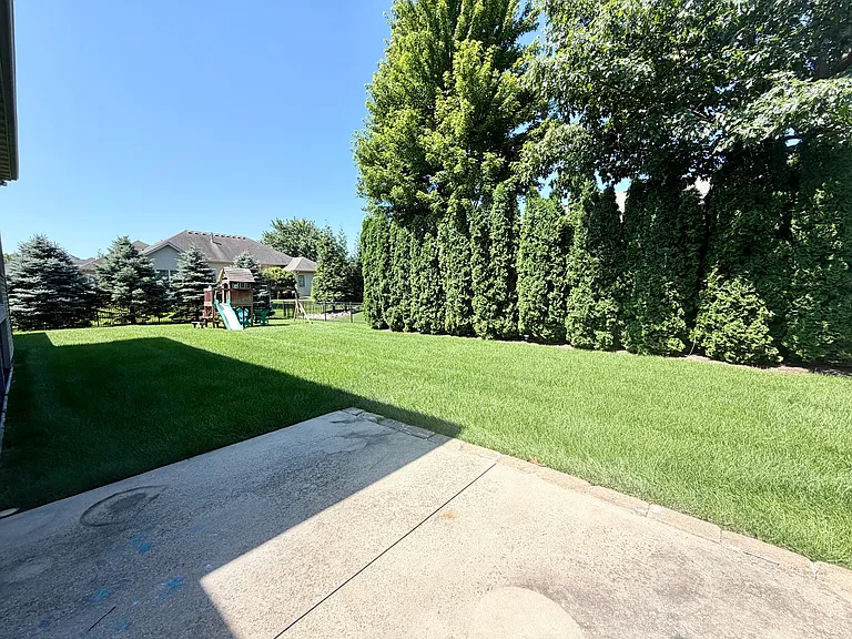 1805 Blue Stone Dr — Photo 42