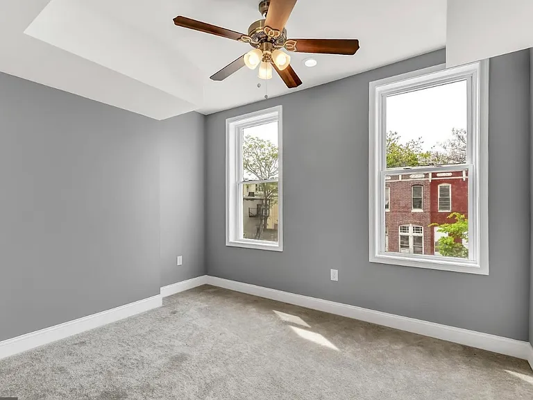 1428 E Federal St — Photo 7