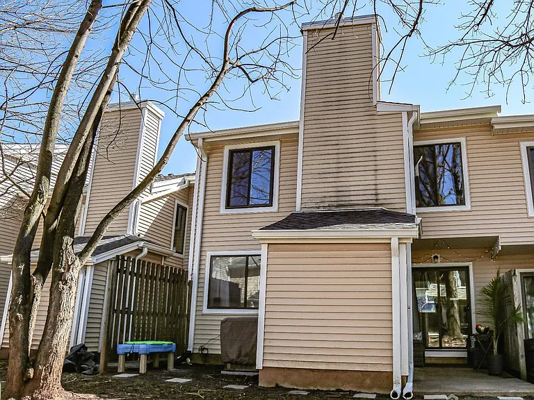 5805 Hana Rd — Photo 15